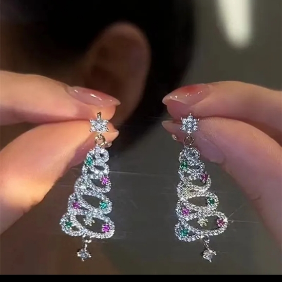 Tis the Season 🎄🎅🎁 - Picture 5 of 7